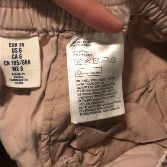 (3 FOR $15) H&M Flowy Shorts - Picture 3 of 3